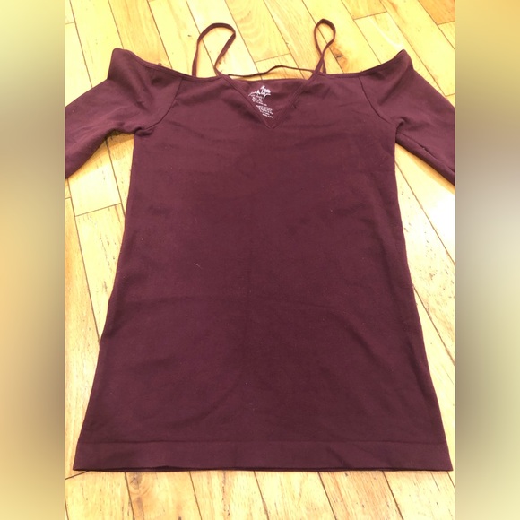 FREE PEOPLE Intimately nylon-spandex strappy v-neck off the shoulder top. M/L - Picture 2 of 12